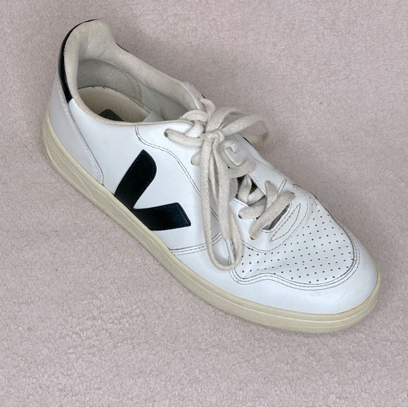 Veja Single Right Shoe Sneaker-White/Black-Women’s 8-Amputee/Injury-One Shoe-EUC - Picture 5 of 7